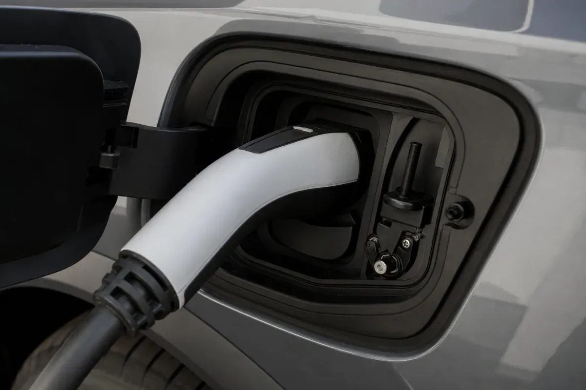 Automotive & EV Automotive & EV